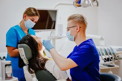DENTAL-MED Centrum Stomatologii i Implantologii. Gabinet stomatologiczny